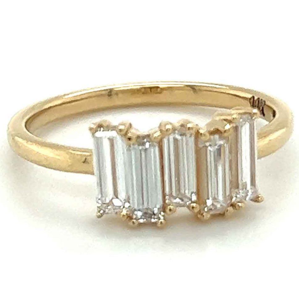✦ Gold Jewelry